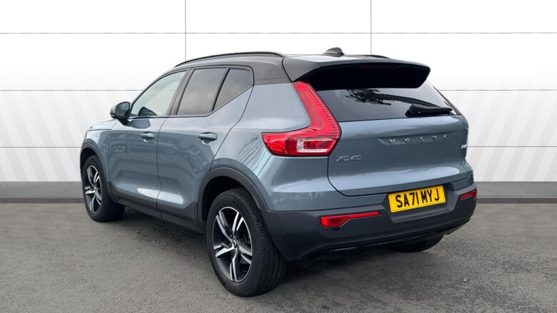 Volvo Xc40 2.0 B4P R DESIGN 5dr Auto Petrol Estate